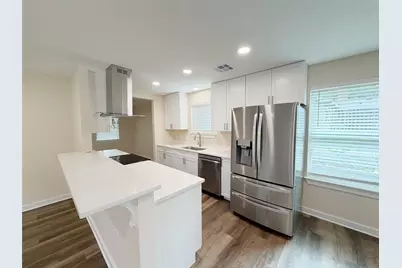 4909 Loch Lomond Drive, Waco, TX 76710 - Photo 7