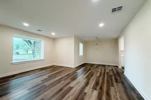 4909 Loch Lomond Dr, Waco, TX 76710 - Photo 5