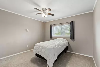 304 Lark Lane, Euless, TX 76039 - Photo 23
