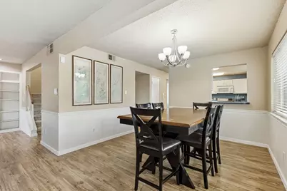 304 Lark Lane, Euless, TX 76039 - Photo 17