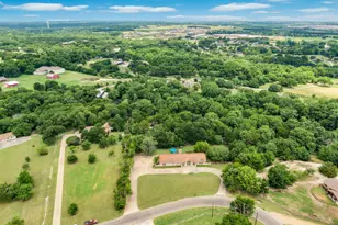 1304 Lariat Cir, Oak Leaf, TX 75154 - Photo 1