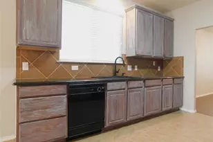 1908 Rodgers Ln, Providence Village, TX 76227 - Photo 9