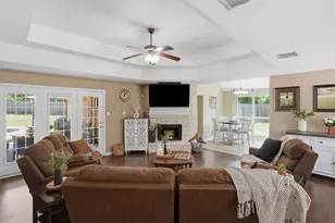 4406 Two Creek Ct, Granbury, TX 76049 - Photo 9