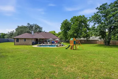4406 Two Creek Court, Granbury, TX 76049 - Photo 27