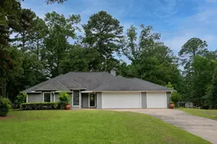 108 Old Barn Cir, Holly Lake Ranch, TX 75765 - Photo 1