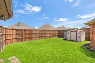 207 Red Wolf Ln, Red Oak, TX 75154 - Photo 31