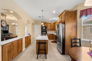 207 Red Wolf Ln, Red Oak, TX 75154 - Photo 13