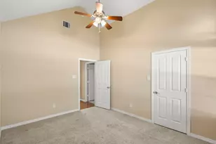 207 Red Wolf Ln, Red Oak, TX 75154 - Photo 27
