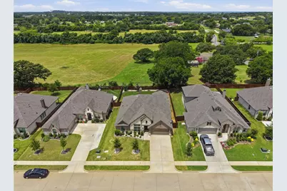 145 Mockingbird Hill Drive, Joshua, TX 76058 - Photo 13