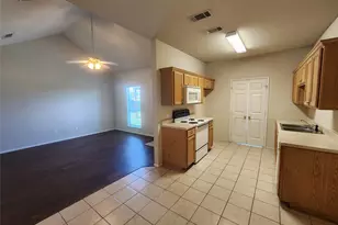 106 Collett Ct, Weatherford, TX 76088 - Photo 5