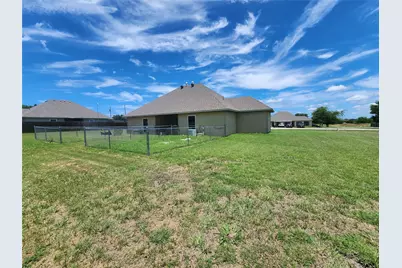 106 Collett Court, Weatherford, TX 76088 - Photo 19