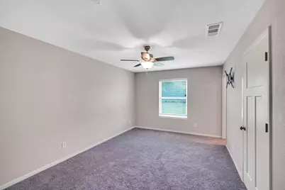 112 Burkett Lane, Pecan Hill, TX 75154 - Photo 11