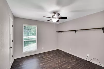 112 Burkett Lane, Pecan Hill, TX 75154 - Photo 15