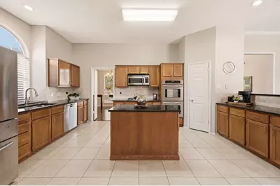 1662 Waterford Drive, Lewisville, TX 75077 - Photo 17