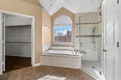 14588 Poe Court, Addison, TX 75001 - Photo 11