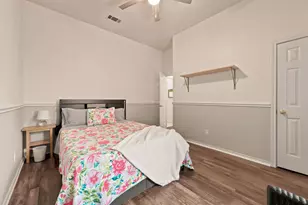428 Arbor Lawn Dr, Burleson, TX 76028 - Photo 23