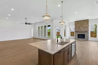 1905 Golden Gate Way, Celina, TX 75009 - Photo 13