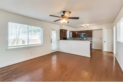 14423 Sunrose Lane, Farmers Branch, TX 75234 - Photo 9