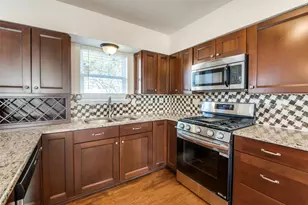 14423 Sunrose Ln, Farmers Branch, TX 75234 - Photo 3