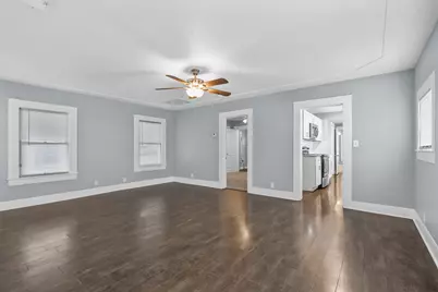 207 W Heard Street, Cleburne, TX 76033 - Photo 7