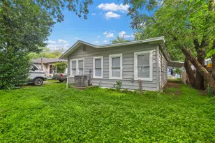 207 W Heard St, Cleburne, TX 76033 - Photo 19