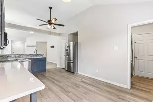 9012 Wayne St, Cross Roads, TX 76227 - Photo 15