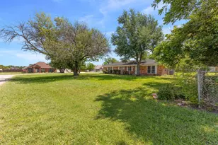 516 Willow Park Dr, Willow Park, TX 76087 - Photo 5
