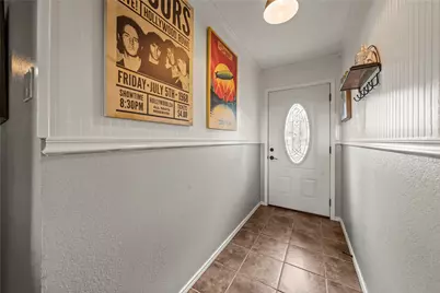 837 W 3rd Street, Eddy, TX 76524 - Photo 3