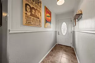 837 W 3rd St, Eddy, TX 76524 - Photo 3