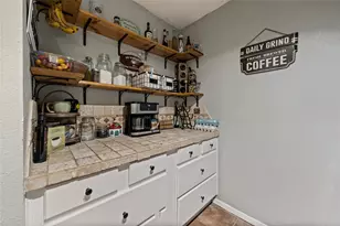 837 W 3rd St, Eddy, TX 76524 - Photo 13