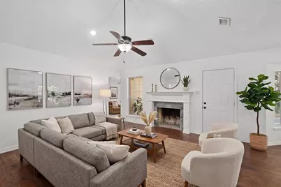 13930 Briarwood Court, Azle, TX 76020 - Photo 11