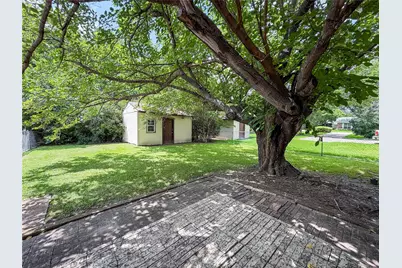 604 Cooper Street, Ennis, TX 75119 - Photo 27