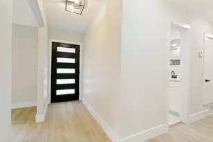 1504 Lexington Pl, Bedford, TX 76022 - Photo 3