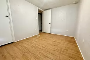 260 W Elm, Stephenville, TX 76401 - Photo 5