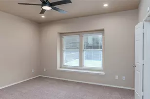 1405 Samantha Creek Dr, Little Elm, TX 75068 - Photo 7