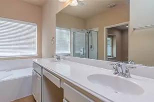 1405 Samantha Creek Dr, Little Elm, TX 75068 - Photo 9