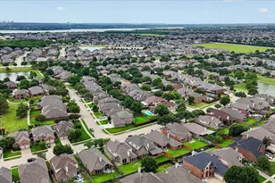 2644 Coral Cove Dr, Grand Prairie, TX 75054 - Photo 33
