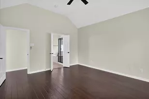 2644 Coral Cove Dr, Grand Prairie, TX 75054 - Photo 11