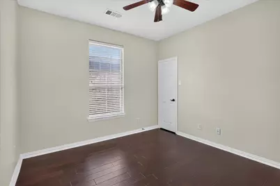 2644 Coral Cove Drive, Grand Prairie, TX 75054 - Photo 13