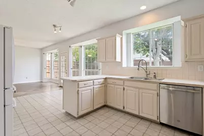 4709 Portrait Lane, Plano, TX 75024 - Photo 9
