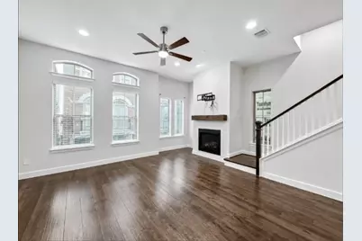 1367 Branchwood Place, Dallas, TX 75215 - Photo 11