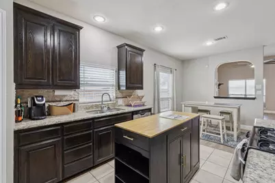 1108 Central Village Drive, Denton, TX 76210 - Photo 5