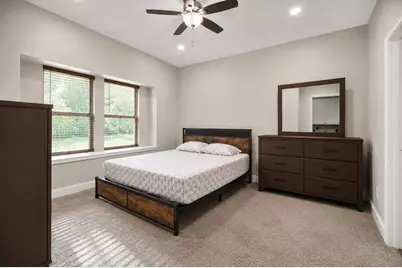 411 N Dwight Avenue, Dallas, TX 75211 - Photo 19