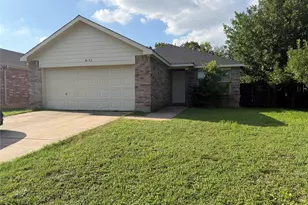 4033 Carver Ct, Irving, TX 75061 - Photo 1