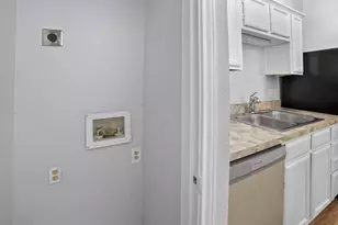 2101 Count Fleet Dr, Arlington, TX 76011 - Photo 7