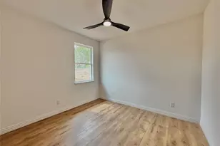 785 Blue Marlin Ct, Bluff Dale, TX 76433 - Photo 21