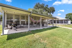3804 Sandy Beach Dr, Granbury, TX 76049 - Photo 5