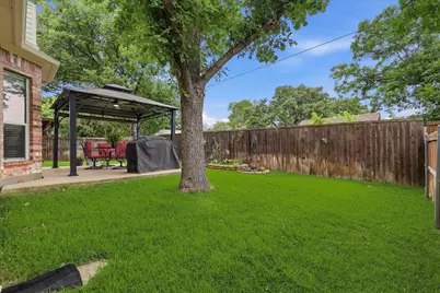 523 Clancy Lane, Lake Dallas, TX 75065 - Photo 23
