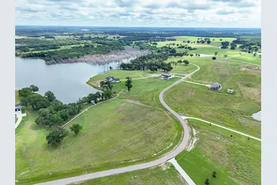 680 Peninsula Drive, Honey Grove, TX 75446 - Photo 21
