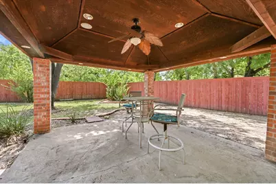 2417 Muret Street, Irving, TX 75062 - Photo 29